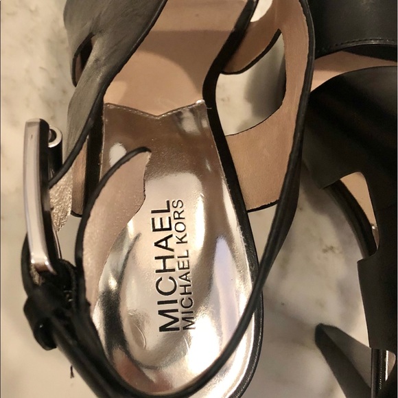 MICHAEL Michael Kors, Carla Platform Sandals - Picture 6 of 7